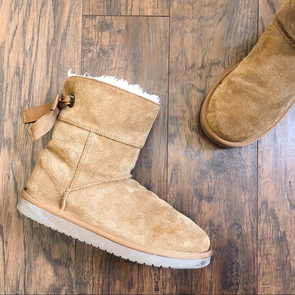 SOLD UGG • Koolaburra Andrah boot short chestnut suede faux shearling sherpa bow - Picture 7 of 14